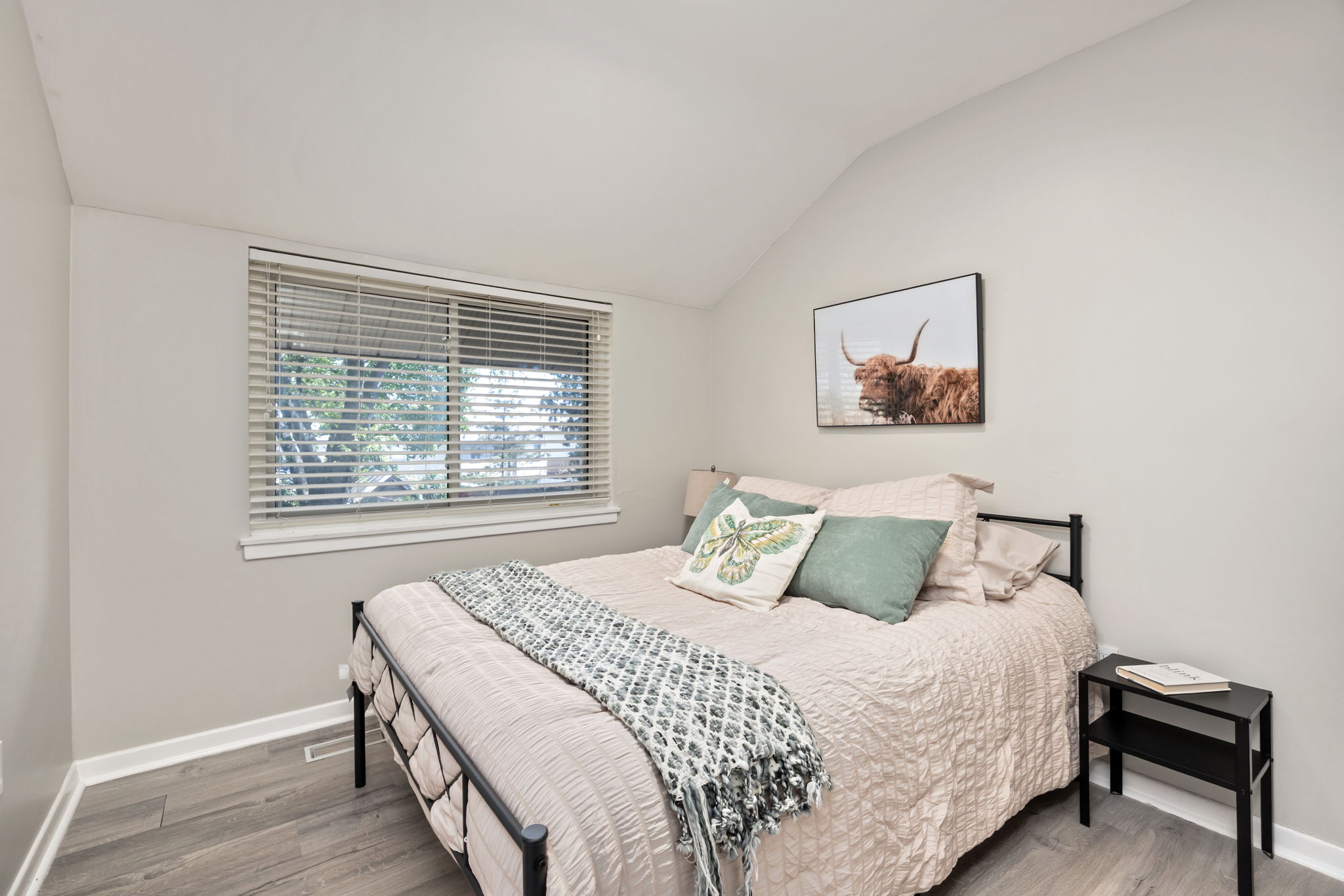 Real estate for sale in Toronto, Cabbagetown – 391 Wellesley St E, Ontario